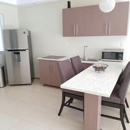 Andira Apartments Willemstad Bagian luar foto